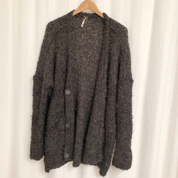 ✖️SOLD✖️Free People Oversized Boucle Snap Cardigan - Picture 5 of 7